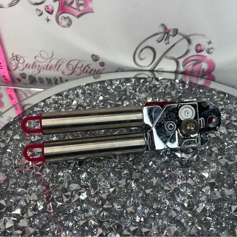 Red Silicone-Tipped Stainless Steel Can Opener - Picture 3 of 3